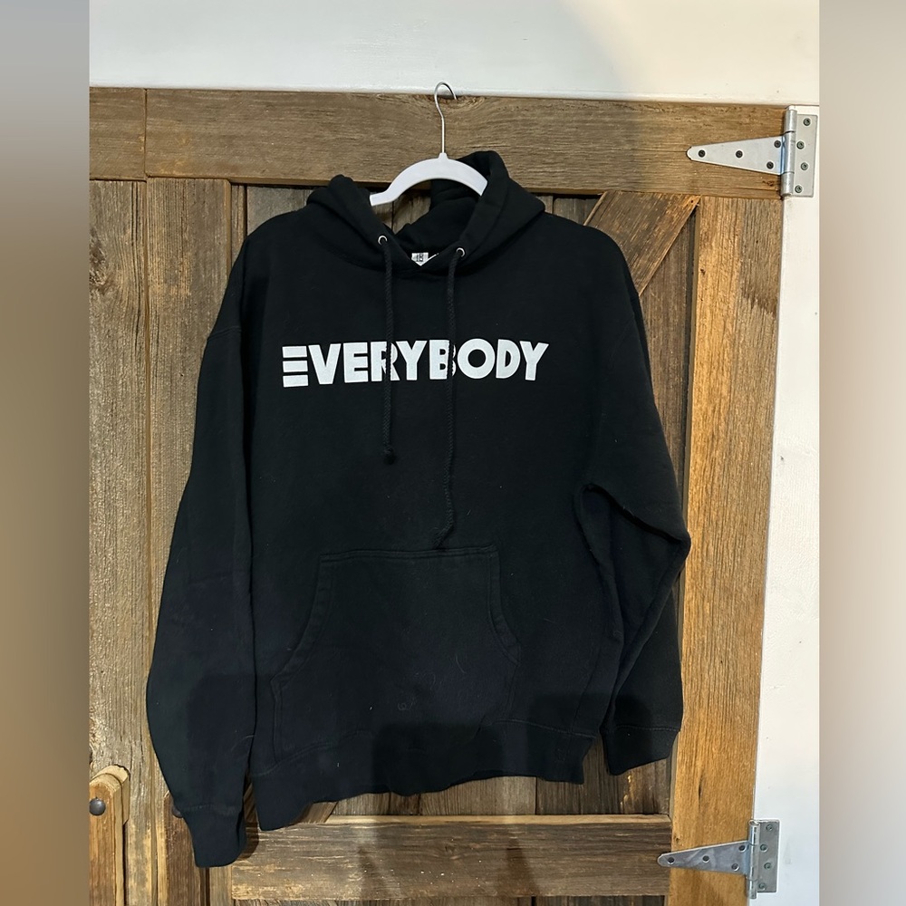 Logic Adult Large “EVERYBODY” Pullover Hoodie, Black